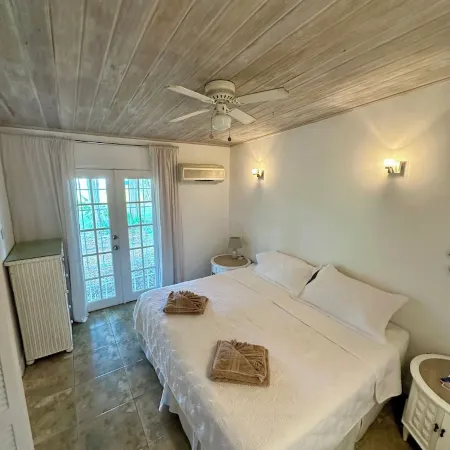 1-bedroom apartment just steps to beautiful west coast beaches!