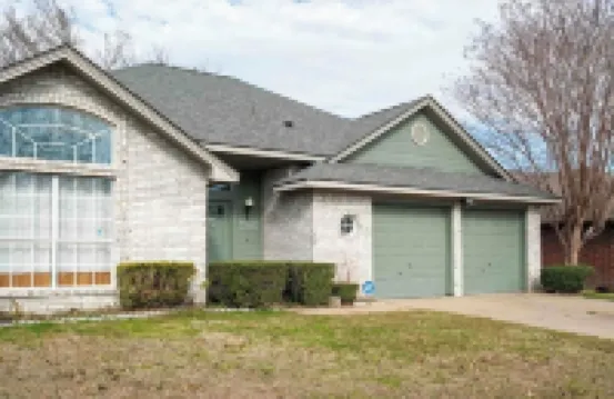 Stylish fab 4 Bedroom house near lake Ray Hubbard