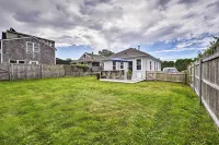 Idyllic Newport Area Cottage - Walk to First Beach - 沙灘