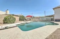 2 Mi to Dtwn Gilbert! Snowbird Escape w/ Pool - Homestays