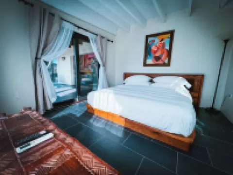 Sunset Shanti - artist's oasis with sunset view Hoteles en 