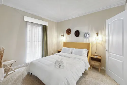 Best getaway in Santa Monica w/Gym, Pool, Free Parking