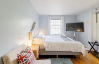 3-bedroom house in peaceful Brighton-Rochester with WiFi, AC. Enjoy your stay Hotels in Brighton