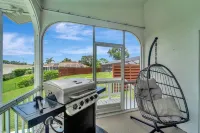 Waterfront/Kayak with Manatees/Heated Pool/Bikes/Firepit/Fish/close to Beaches