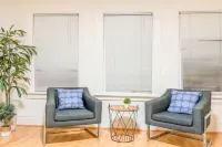 Charming Top Floor Suite in Outer Richmond Hotels in Richmond District