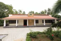 Reunion Ocean Daaffy Hotels near Anyer Beach