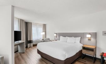 Comfort Inn & Suites Bellevue - Omaha Offutt AFB