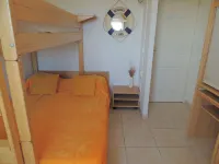 F2 IN RESIDENCE WITH SWIMMING POOL