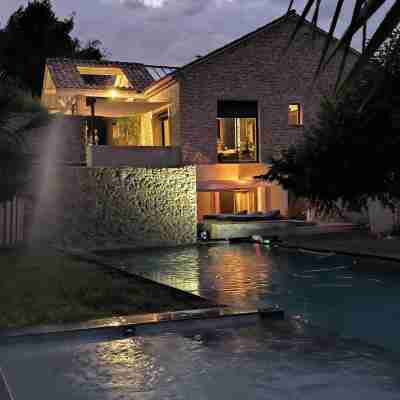 Mas Provençale Piscines Débord Hotel Exterior