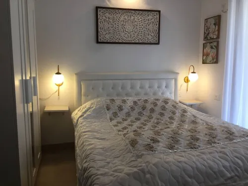 Shalom 2 :Luxe1Bhk/5mins drive to Thalassa /Pool