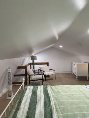 Quite River Cottage on the water