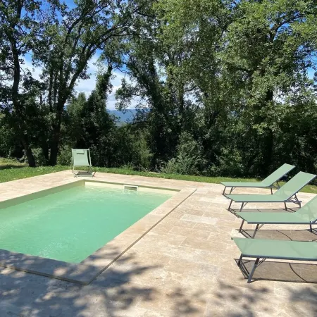 Ravissant Mas à Saignon Très Confortable, Piscine, Grand Parc, Animaux Acceptés