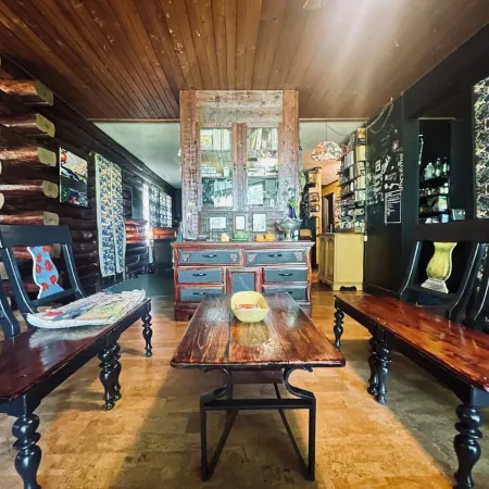 Your Tranquil Abode on the Holiday Road