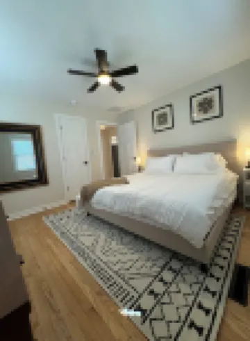 Fortville Fun! 2Bedroom-King and Queen. Stylish Home with Game Garage Hotels in Hancock County