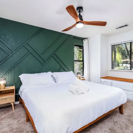 Spacious Mountain View Home - Pool, Spa, Game Room & Stunning Views [Sleeps 13]