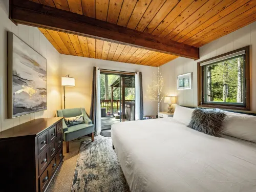 Riverfront Cabin, Covered Hot Tub, King Beds, Dual Shower, Pets - Fox Haven Các khách sạn ở Baring