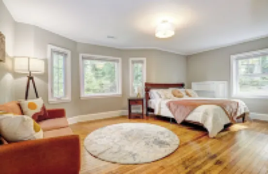 Hilltop Retreat w/ Pool, Games & Sunroom Hotel di Woodlawn