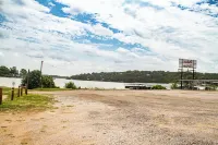 RanchWater Lodge In Granbury Texas