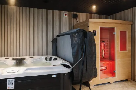 VISIT THE LOOKOUT AND EXPERIENCE THE ATLANTIC OCEAN AT ITS BEST. Отели в г. Портраш