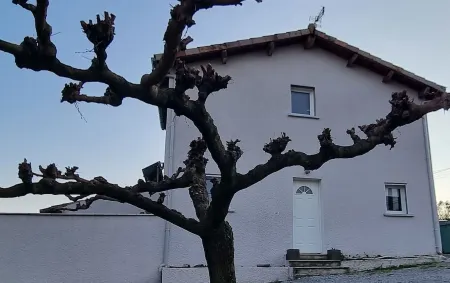 Chateau / Country House