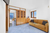 Between sky and sea, comfortable one-bedroom apartment with enchanting view in Ravello Hotels in Ravello