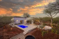 Pillows. Luxury Safari Villa - Kruger National Park