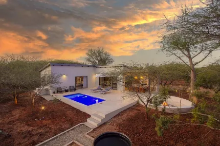 Pillows. Luxury Safari Villa - Kruger National Park