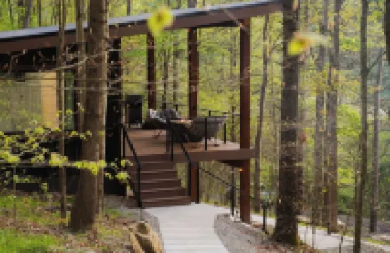 Passion @ The Patch, Lux Couples Getaway w/ View, massage chairs, movie theater