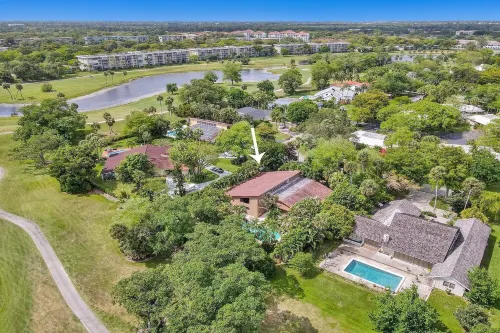 Modern 6BR Villa Resort Style Pool on Golf Course