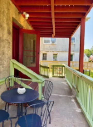 1-Bedroom Garden Apartment