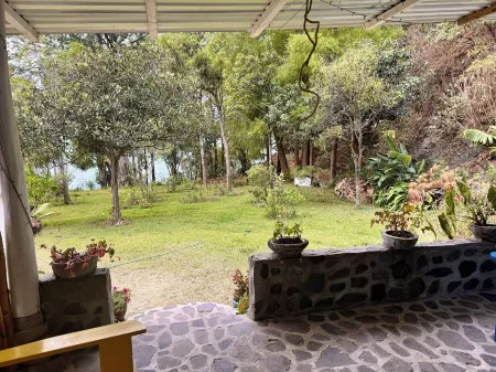 Lakefront  2-bedroom villa with stunning views of lake and mountains