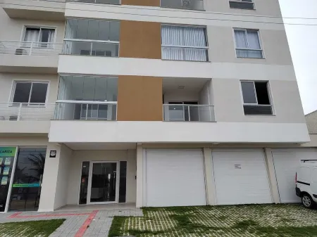 Pé na Areia - 50m Praia - 11 km Beto Carrero Отели рядом с достопримечательностью «Praça Meia Praia»