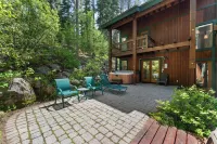 Spacious Donner Lakeview Home - Balkon