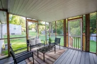 Spacious 3bd/2ba near Casino
