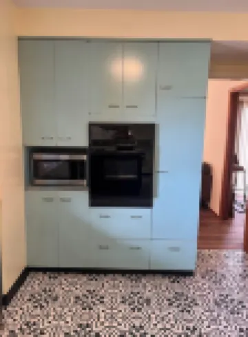 Retro Home Close to Campus