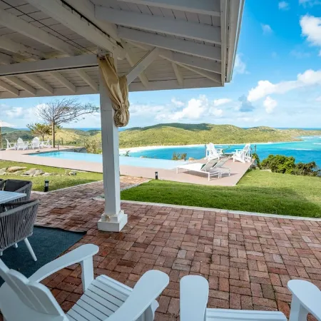 Beach Bunker overlooking Flamenco Beach @ Culebra Island, PR