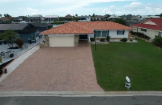 Beautiful Waterfront Home w/Access to Bay, Swim Spa Pool, Hot Tub,  Boat Dock.