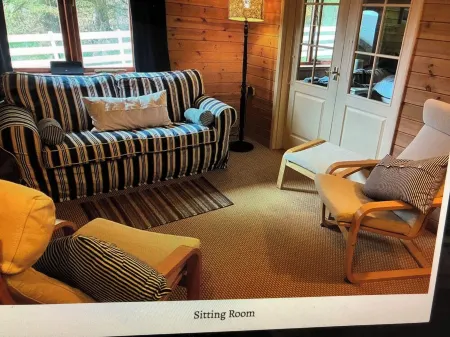 The lodge has spectacular views of  Cromarty Firth and Ben Wyvis mountain range.