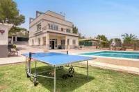 Villa with swimming pool and BBQ in the heart of nature near Valencia 25min