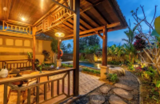 Bela’s Vana Villa Hotels near Mason Elephant Park