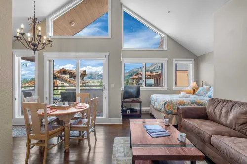 Blue Mesa Lodge 40C by AvantStay