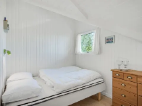 "Maxie" - 1.2km from the Sea