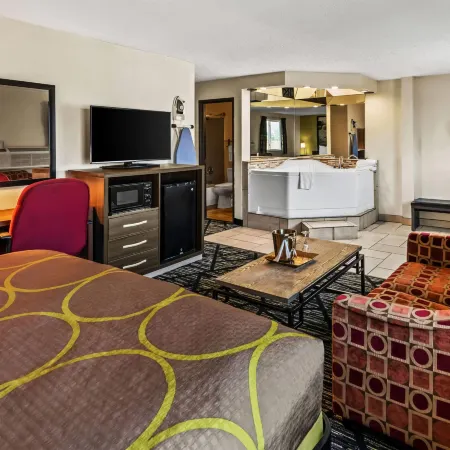 Super 8 by Wyndham Independence Kansas City