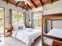 Hotel Bahia Esmeralda Hotels in Potrero