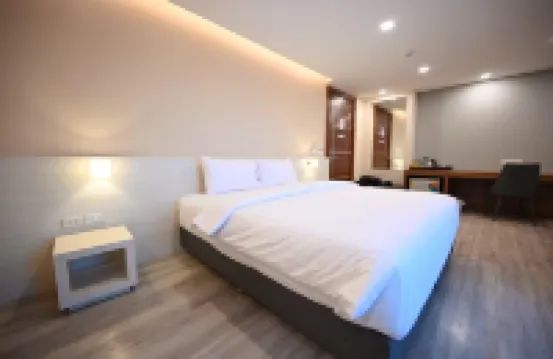 L2Hotel Hotel berhampiran Phra Mahathat Kaen Nakhon (Wat Nong Wang)