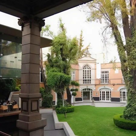 Hotel Monarca