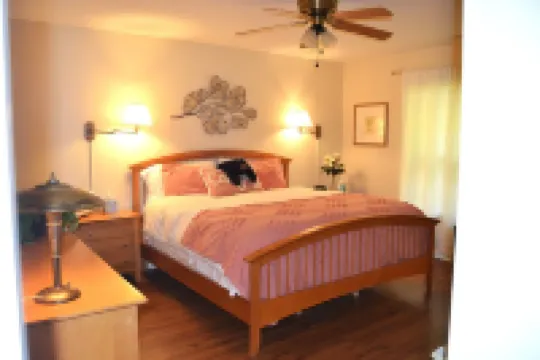 MOUNTAIN VIEW is forever from Easy Paved Access Villa above Public GOLF Course Hotels in 