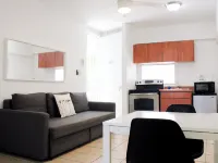 블러바드 302 마야궤스 호텔