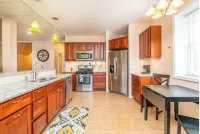 Hidden Emerald open floor plan/ Remodeled Apartment