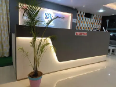 Hotel Shree Rajrajeshwar Palace Hotels in Khargone